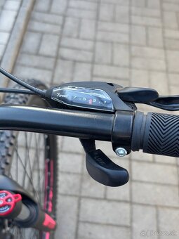 Dámsky horský bicykel Vedora Miss 700 29” ružovo-biely - 3