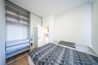 PREDAJ 2,5i apartmán v Centre BA, Beskydská ulica - 3