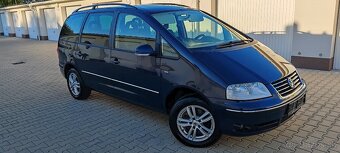 Predám Volkswagen Sharan BUSINESS 4X4 19.TDI XENON - 3