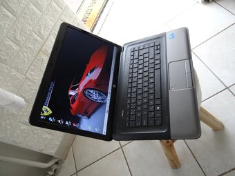 15.6" HP 650/ Intel 2x2.4GHz /8GB RAM/ 500GB HDD/ Intel Gr. - 3