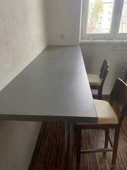 Barový pult so stoličkami - 3