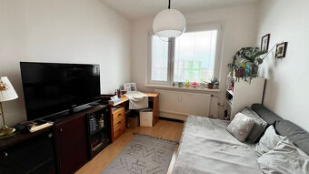 PREDAJ ATRAKTÍVNEHO 3-IZB. BYTU S LOGGIOU V PROSTREDÍ PLNOM - 3