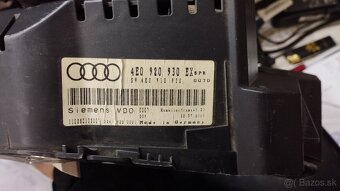 Budíky Audi A8 d3 - 3