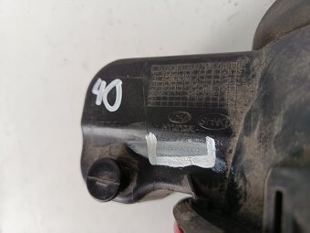 dvierka nadrze hyundai i30 81595a5000 40€ - 3