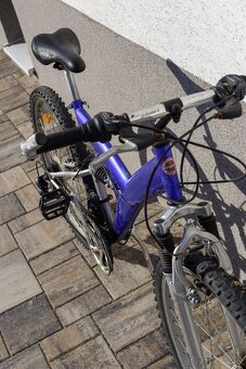 Odpružený horský bicykel modry - 3