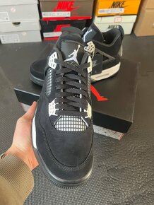 Nike Jordan 4 White Thunder - 3