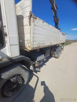 Man s hydraulicku rukou sklapac - 3