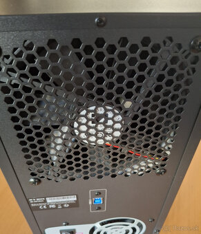 Predám DAS (Direct Attached Storage) Icy box IB-3810U3 - 3