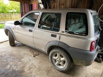 Land rover freelander 1.8b - 3