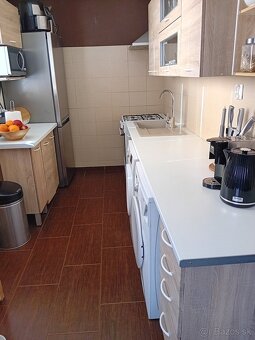 Predaj 3 - izbového byt Podhradová-Košice - 3