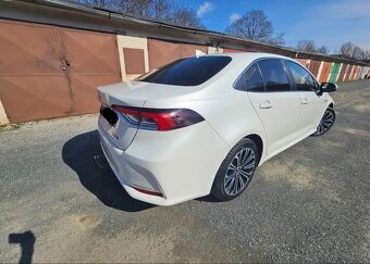 Toyota Corolla,1,8 HYBRID - 3