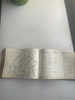 Predám originálny dielenský katalóg Mercedes-Benz 180D W120 - 3