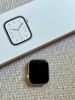 Apple Watch S7 – 41mm Starlight + krabica + nabíjačka - 3