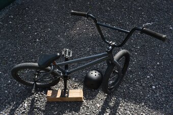 BMX BEFLY FLIP 2019 brakeless + prilba & pegy - 3