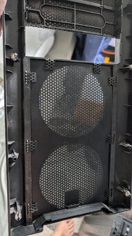 Počítačová skriňa Corsair 500R Carbide Series - 3