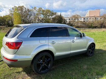 Audi Q7 - 3