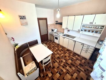 DOM s garážou - Čaňa - 2 bytové jednotky, 6 izb, poz. 500m2 - 3