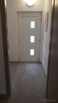 Prenájom 2-izbového bytu s veľkou terasou v centre Lehníc - 3