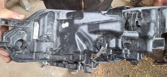 Svetlá Nissan quashqai - 3