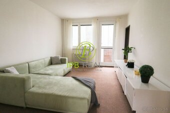 DOBRÁ LOKALITA 4-izb. byt s loggiou na Nejedlého ul. v Dúbr - 3