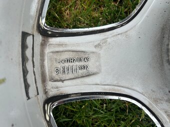 Mercedes elektrony r17 - 3