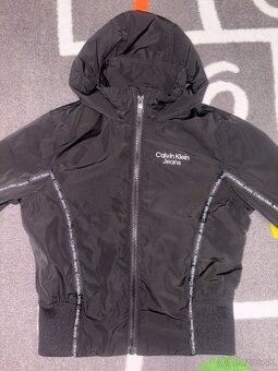 Bunda Calvin Klein v.128 s visačkou - 3