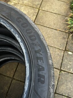 LETNÁ SADA 225/45 R17 GOODYEAR EFFICIENT GRIP PERFORMANCE 2 - 3