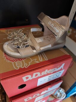 Detské sandále D.D.Step – kožené, pohodlné - 3