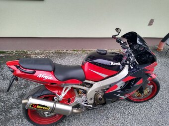 Kawasaki zx9r - 3