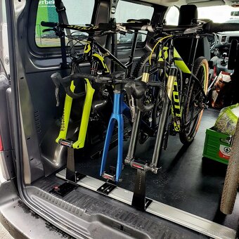 Prenájom 8 miestnej dodávky Toyota Proace Verso - 3