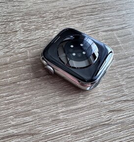 Apple watch Series 9 45mm Cellular Stainless Steel - 3