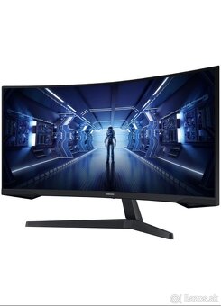 Samsung Odyssey G5 - 3