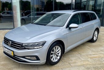 Volkswagen Passat Variant 2.0TDi 110kW DSG - 3