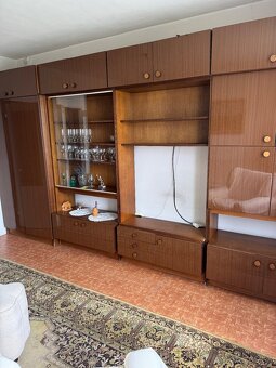 Obyvacia stena skoro nová maximalne zachovalá - 3