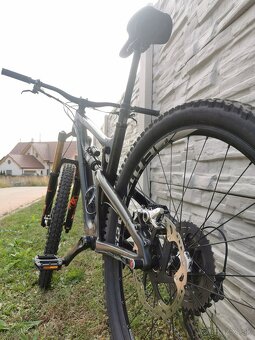 SANTA CRUZ Nomad Carbon XTR - 3