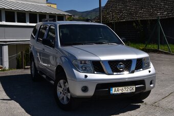 Nissan Pathfinder 2.5 dCi terénne - 3