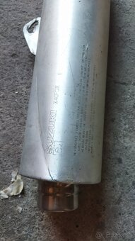 Výfuk - 3