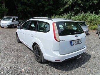 Ford Focus Combi 1.6 TDCI 66kW klima tažné bez DPF 2009 ČR - 3