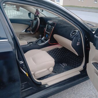 Lexus IS 220d zníženie ceny - 3