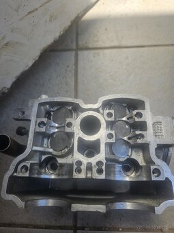 yamaha yz250f 2007 komplet hlava - 3