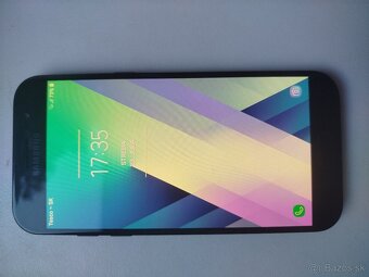 Samsung Galaxy A5 (2017) - 3