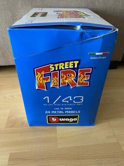 Bburago Street Fire box original 24ks - 3