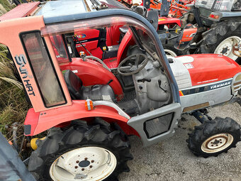 Malotraktor YANMAR RS24 s polokabínou - 3