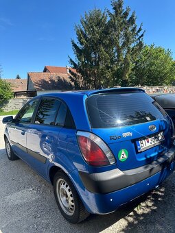 KIA Rio - 3