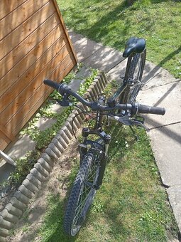 Chlapčenský bicykel a kolobežky - 3