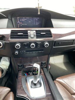 BMW e61 530xd LCI Mpacket Alpinweiss - 3