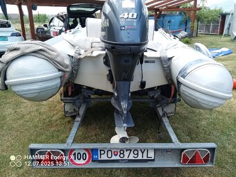 Motorový čln - 3