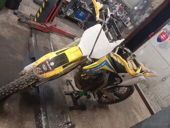 Suzuki RMZ 250 - 3
