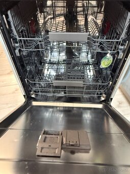 Whirlpool WIO 3C33 E 6.5 - 3