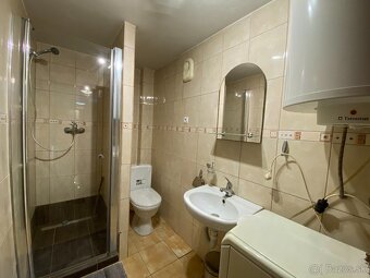 POZOR ,podstatné zníženie ceny, bývajte alebo podnikajte v r - 3